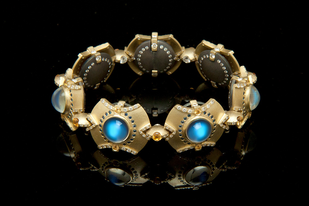 Custom Jewelry Design with Lasers
