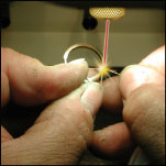 cambio de aro de un anillo utilizando un soldador láser, reparación con soldadura por láser